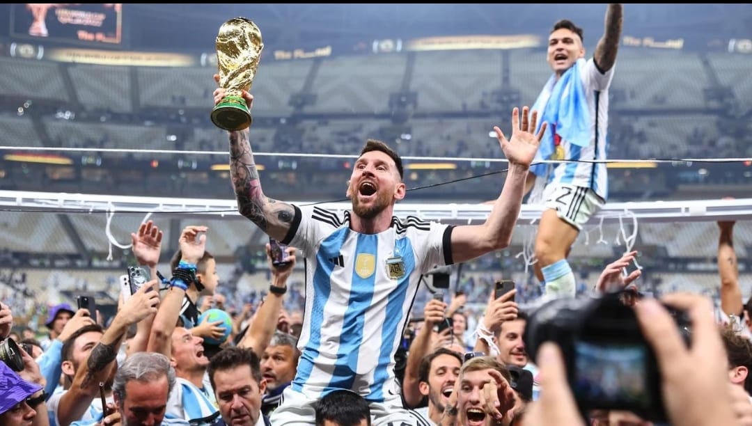 MESSİ SON.jpeg (101 KB)