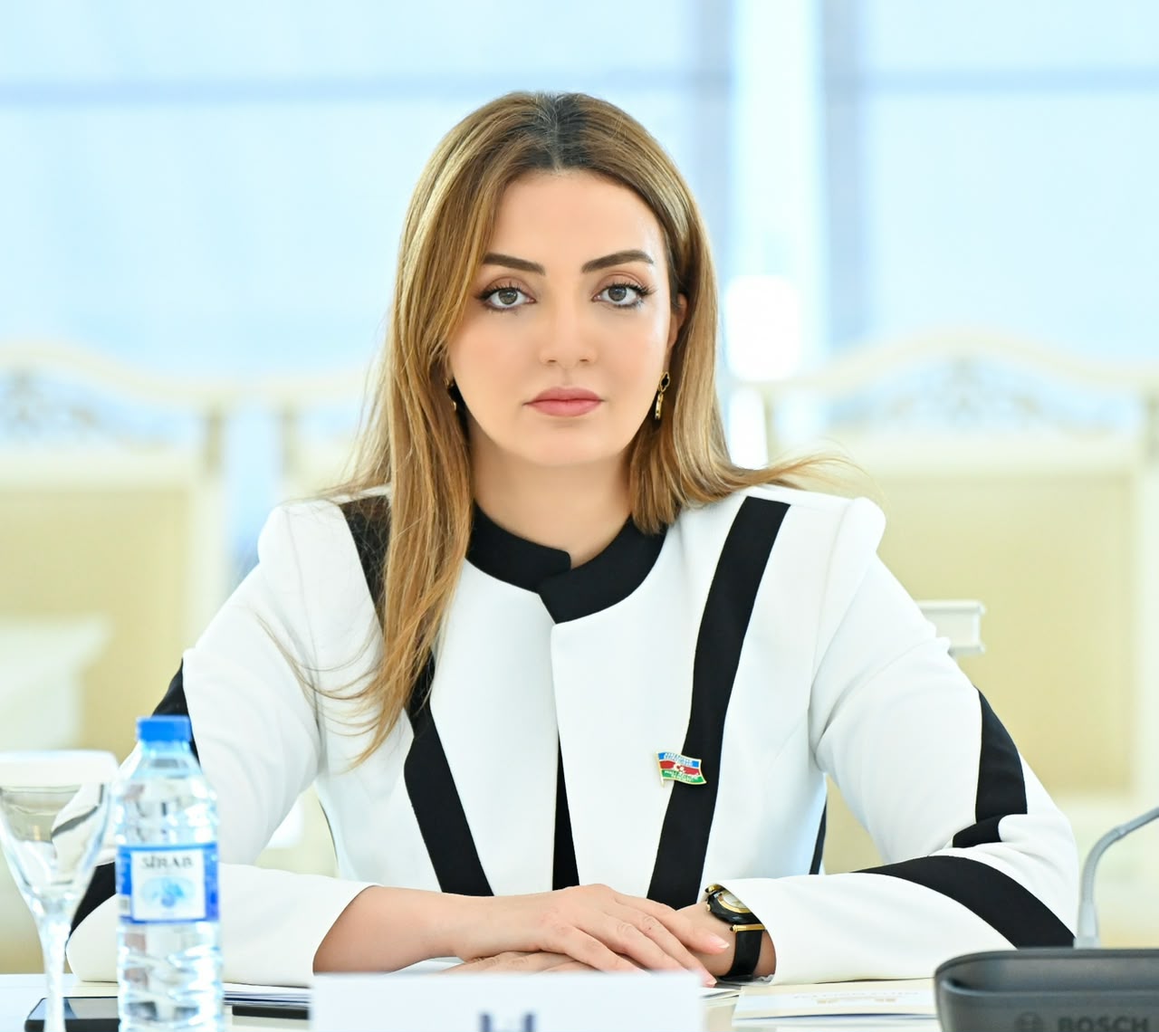 ad2f84f3-8e7b-494a-aecb-2aa72be384a0.jpg (106 KB)
