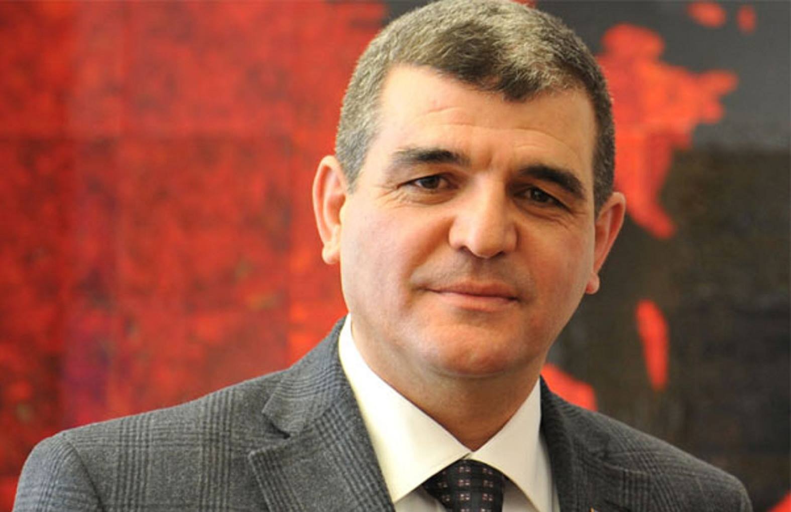 fazil_mustafa.jpg (132 KB)