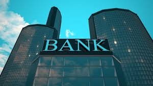 Ukrayna iki böyük dövlət bankını özəlləşdirir