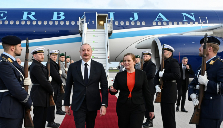Ильхам Алиев прибыл в Германию - ФОТО