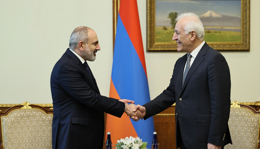 Президент Армении выразил поддержку усилиям Пашиняна ради мира с Азербайджаном