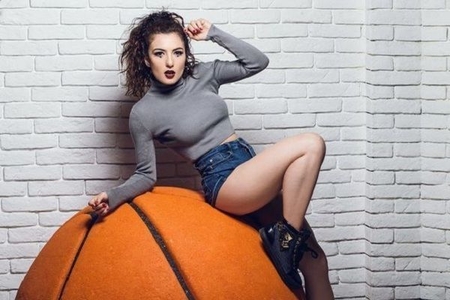 Порно азербайджанская певица шебнем товузова (53 фото) - порно бант-на-машину.рф