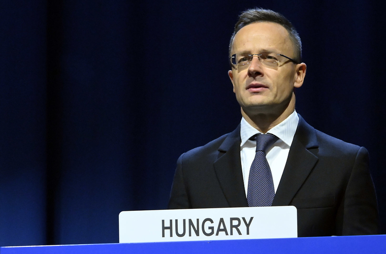 Венгрия примет участие в восстановлении Карабаха