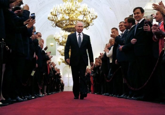 2018-05-07T122806Z_1_LYNXMPEE460T7_RTROPTP_3_RUSSIA-PUTIN-INAUGURATION-701x489.jpg (52 KB)