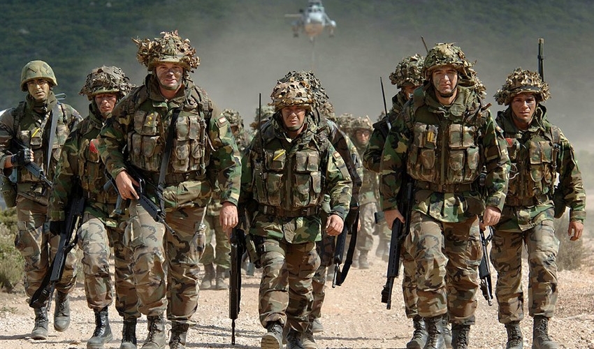 NATO Rusiya ilə sərhədə 300 minlik ordu yerləşdirməyi planlaşdırır