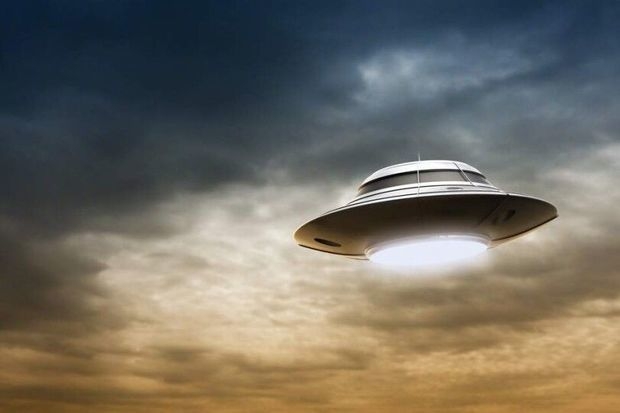 Пентагон запустил специальный сайт, посвященный НЛО и свидетельствам их  обнаружения - ВИДЕО