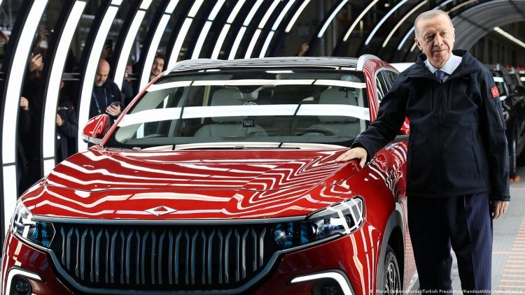 Эрдоган: второй серийный экземпляр электромобиля TOGG будет передан Ильхаму Алиеву