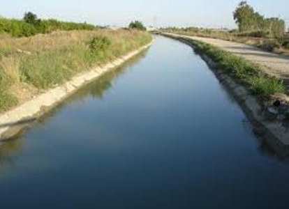 Zərdabda 19 yaşlı qız özünü su kanalına ataraq intihar edib