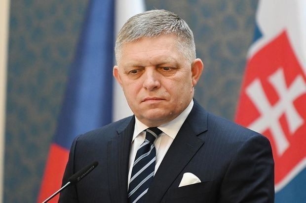 Slovakiyanın baş nazirinə sui-qəsd buna görə baş tutub - sabiq prezidentin mühafizəçisi açıqladı
 