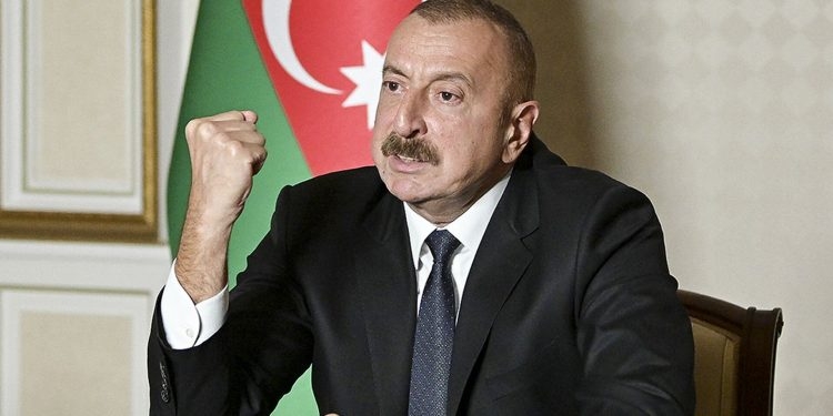 Ильхам Алиев: Сегодняшняя армия намного сильнее. Но мы в любой момент должны быть готовы к любой ситуации