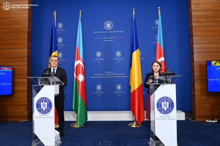 Байрамов рассказал Одобеску об антитеррористической операции Азербайджана