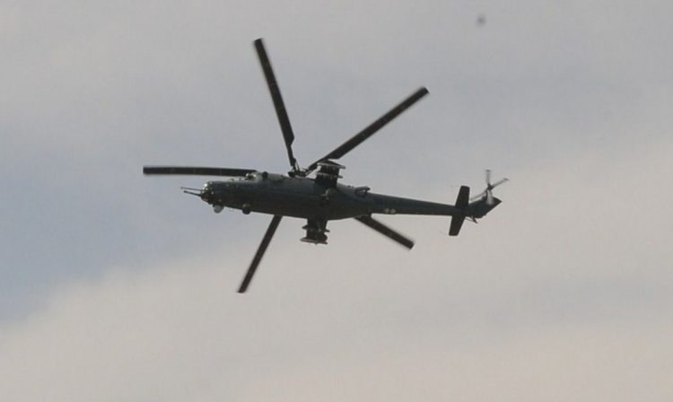 В Ханты-Мансийске мужчина сделал сауну из вертолета Ми-8