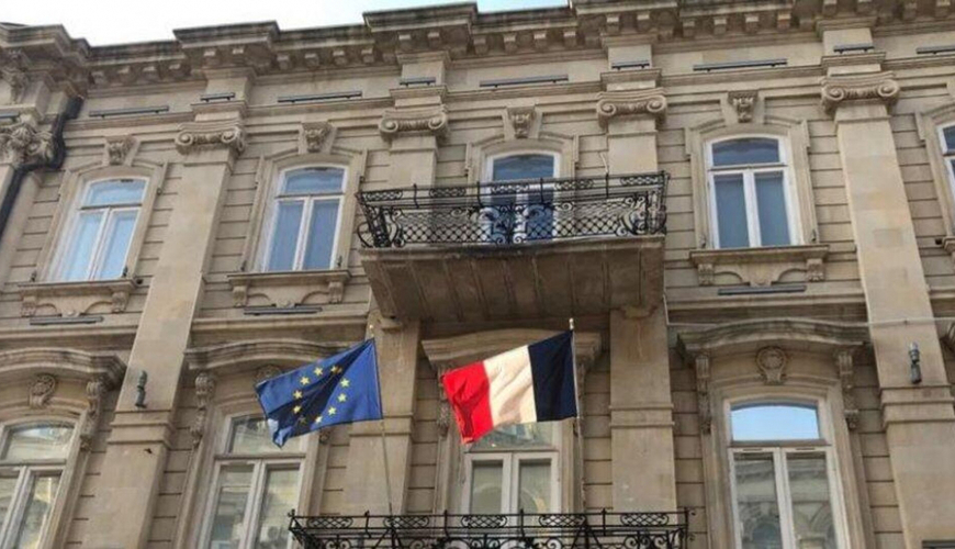 Посольство Франции заявило, что «разделяет» горе азербайджанского народа