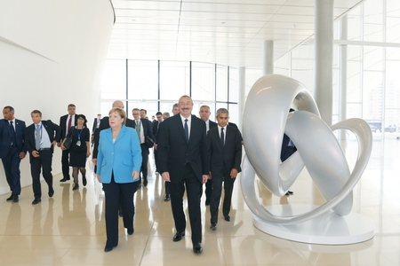 Azərbaycan Prezidenti və Almaniyanın Federal Kansleri iş adamları ilə görüşüblər