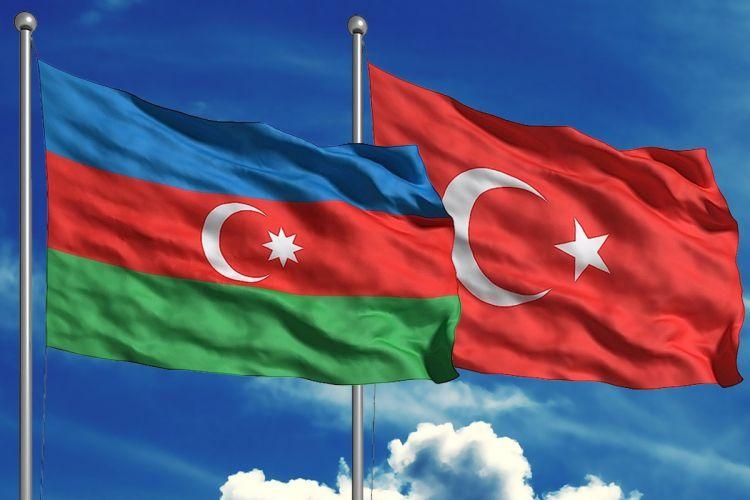 Президент Турции поздравил Ильхама Алиева с праздником Новруз