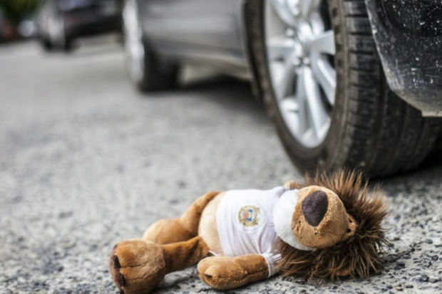 В Габалинском районе автомобиль сбил 9-летнего ребенка