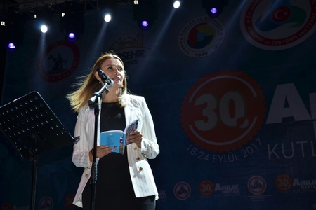 Qənirə Paşayeva Türk dünyasına çağırış etdi: 