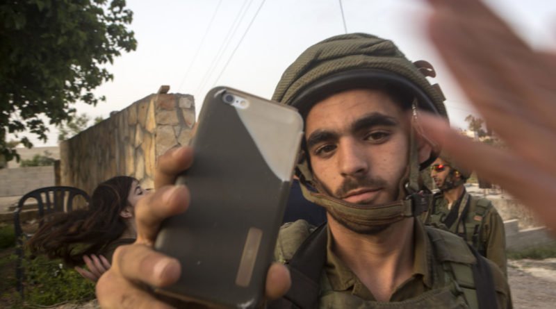 Israeli-soldier-800x445.jpg (46 KB)