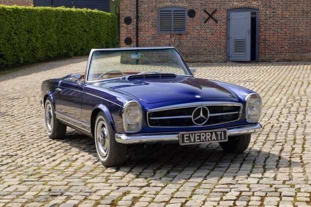 Одну из самых известных моделей Mercedes-Benz превратили в электромобиль - ФОТО