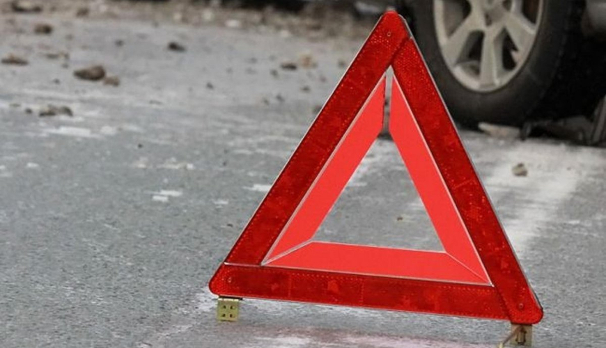 В Сабунчинском районе автомобиль сбил 55-летнего пешехода