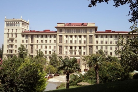 Üç nazirlik və bir komitə yeyinti məhsullarına dövlət nəzarəti həyata keçirən orqan statusunu itirib