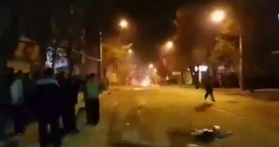 Тысячи человек в Иране пострадали в ходе предновогоднего праздника огня