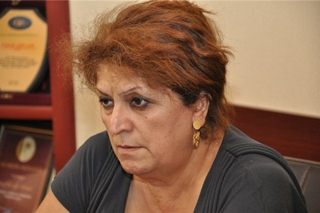 Картинки по запросу H&uuml;quq m&uuml;dafiə&ccedil;isi Səadət Bənəniyarlı