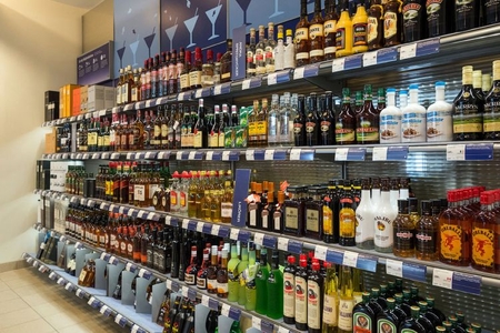 Alkoqollu içkilərə tətbiq edilən vergilər artdı