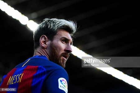 Messi dünyanın ən çox qazanan futbolçusu oldu