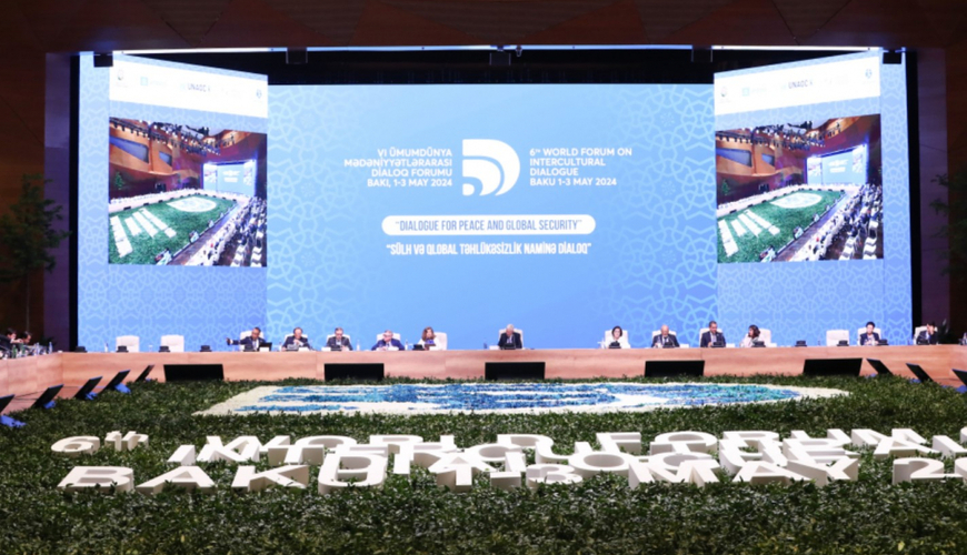 Зарубежные СМИ широко осветили Всемирный форум в Баку