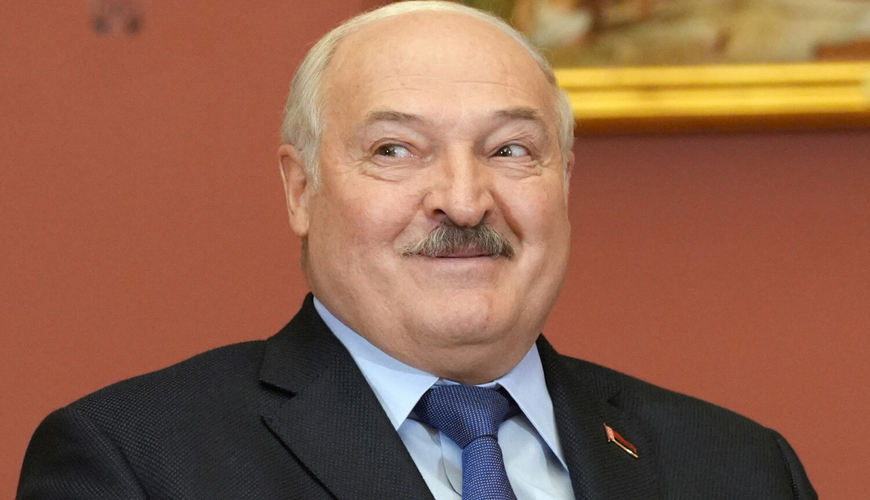 Лукашенко признался в «обнимашках» с ядерной боеголовкой