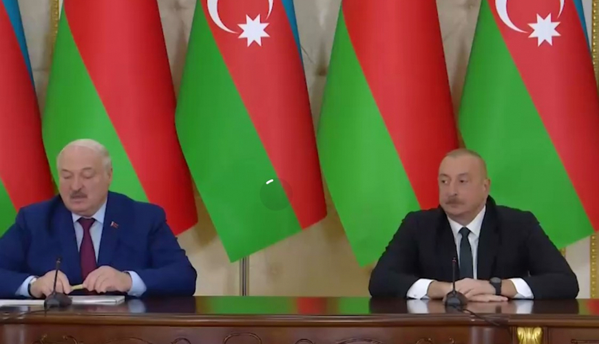 Лукашенко пригласил Ильхама Алиева посетить Беларусь