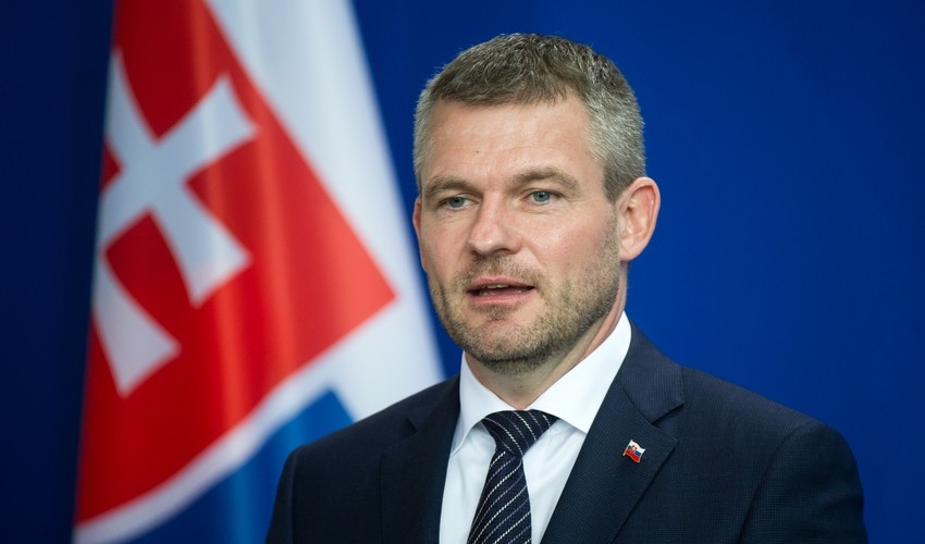 Ukraynaya yardımın əleyhdarı Slovakiya prezidenti olacaq