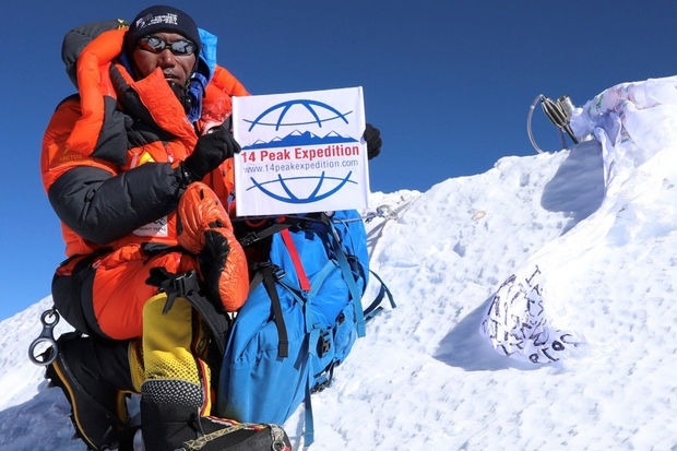 Everesti fəth edən alpinistdən dünya rekordu