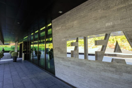 FIFA 4 klubu cəzalandırıb