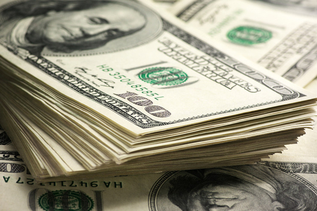 Çinin ABŞ istiqrazlarının alışından imtina etməsi dolları ucuzlaşdırıb