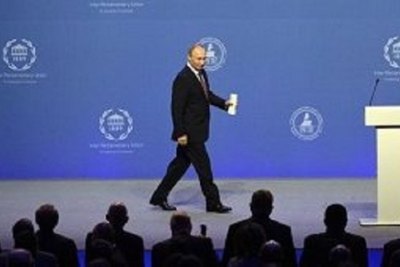 Putin mühasirəyə düşdü: cangüdənləri çaş-baş qaldı... - VİDEO