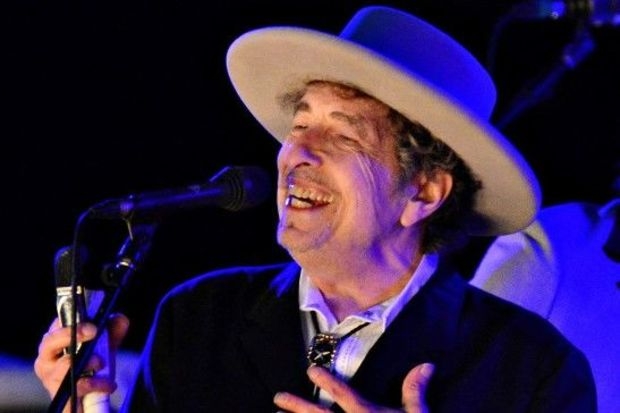 Любовные письма молодого Боба Дилана продали на аукционе за баснословную сумму