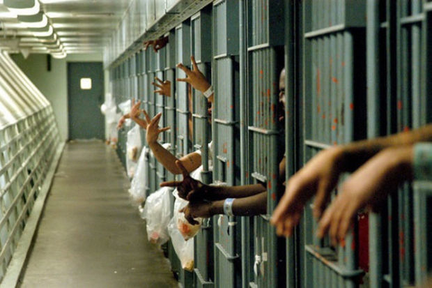 Число заключенных во Франции достигло рекордного уровня