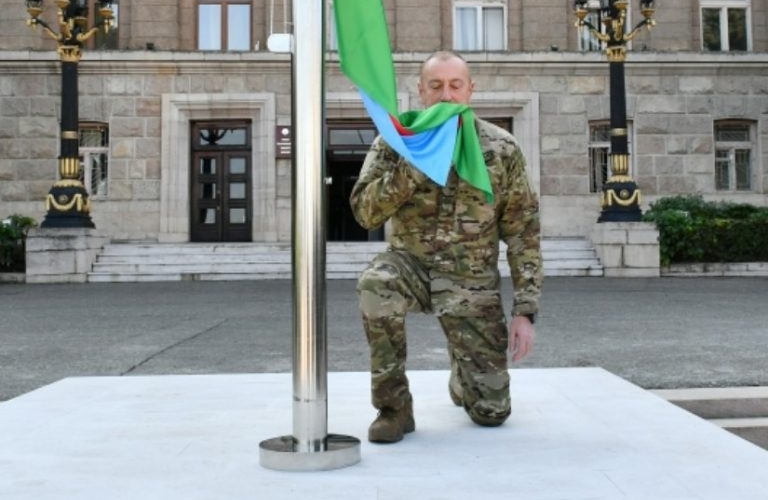 Ильхам Алиев поднял флаг Азербайджана в Ханкенди - ФОТО,ВИДЕО