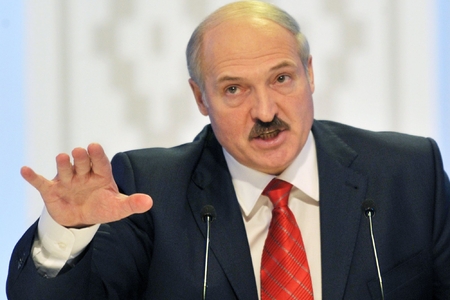 Lukaşenko Avropa İttifaqını cavab sanksiyaları ilə hədələdi