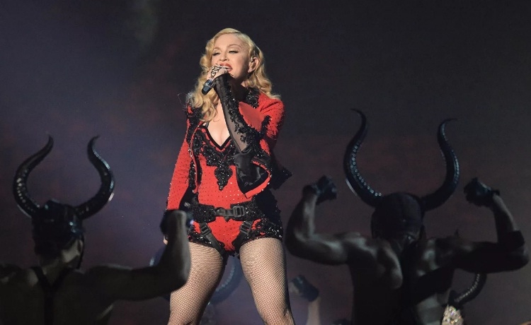 Концерт Мадонны в Бразилии посетили 1,6 млн человек - ВИДЕО