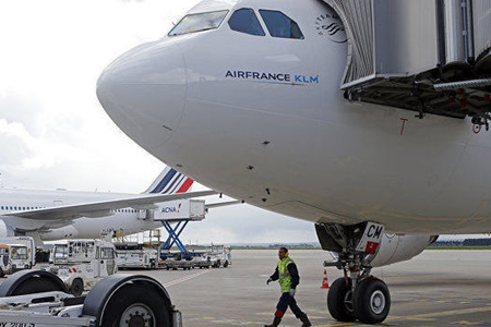“Air France” Tehrana uçuşları dayandırır