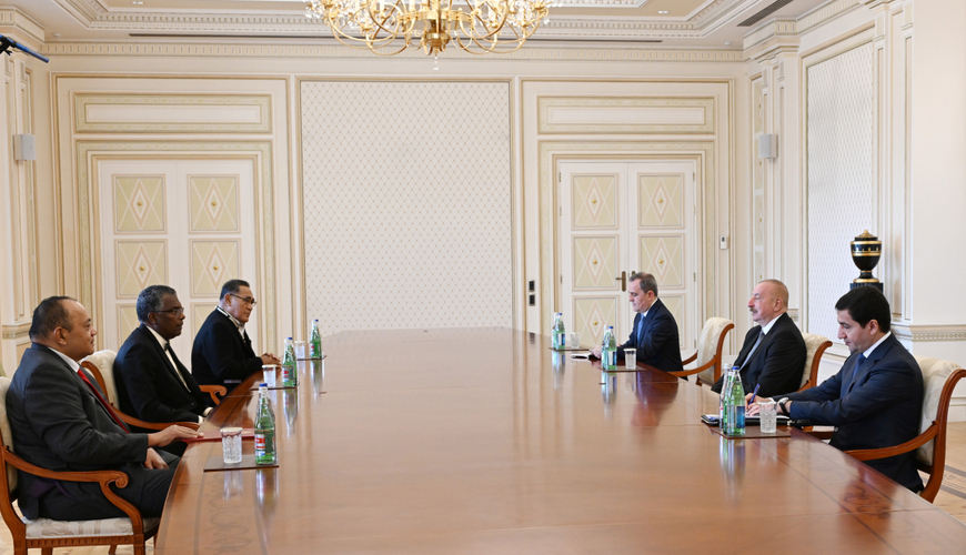 Ильхам Алиев принял генерал-губернатора Тувалу, премьер-министра Тонги и главу МИД Багамских Островов - ФОТО