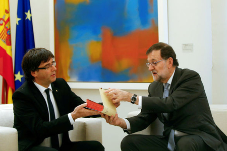 İspaniya hökuməti Kataloniya parlamentini buraxıb