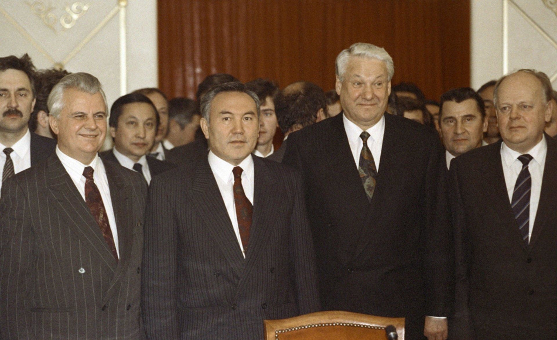 RIAN_archive_41059_CIS_heads_of_state.jpg (295 KB)