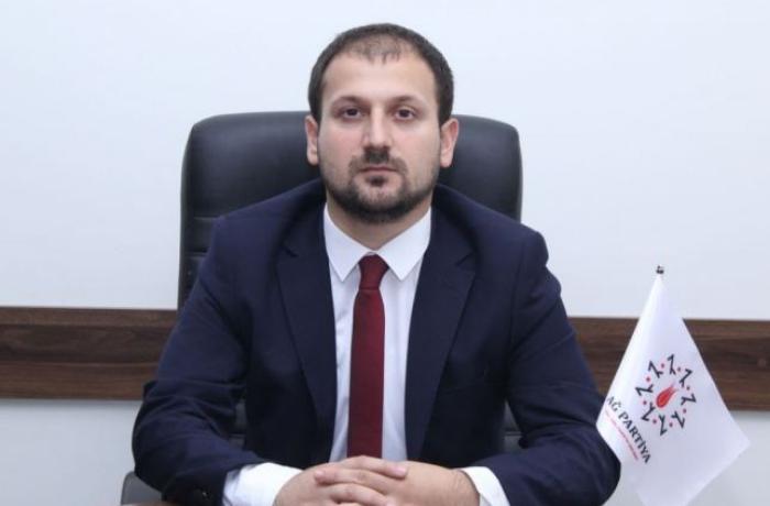 kamran2022.jpg (23 KB)
