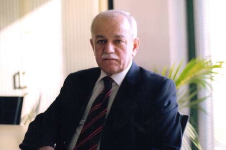 mahmud.jpg (61 KB)