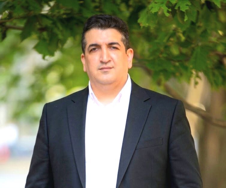 Zaur.jpg (38 KB)